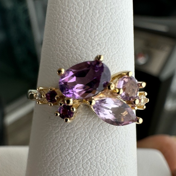 Purple African & Brazilian Amethyst with White Zircon 10k Gold Ring, Size 6 - Picture 4 of 11